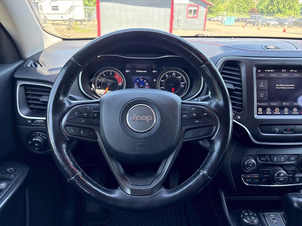 2020 Diamond Black Crystal Pearlcoat Jeep Cherokee Trailhawk 4X4 SUV