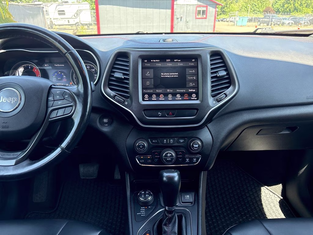 2020 Diamond Black Crystal Pearlcoat Jeep Cherokee Trailhawk 4X4 SUV