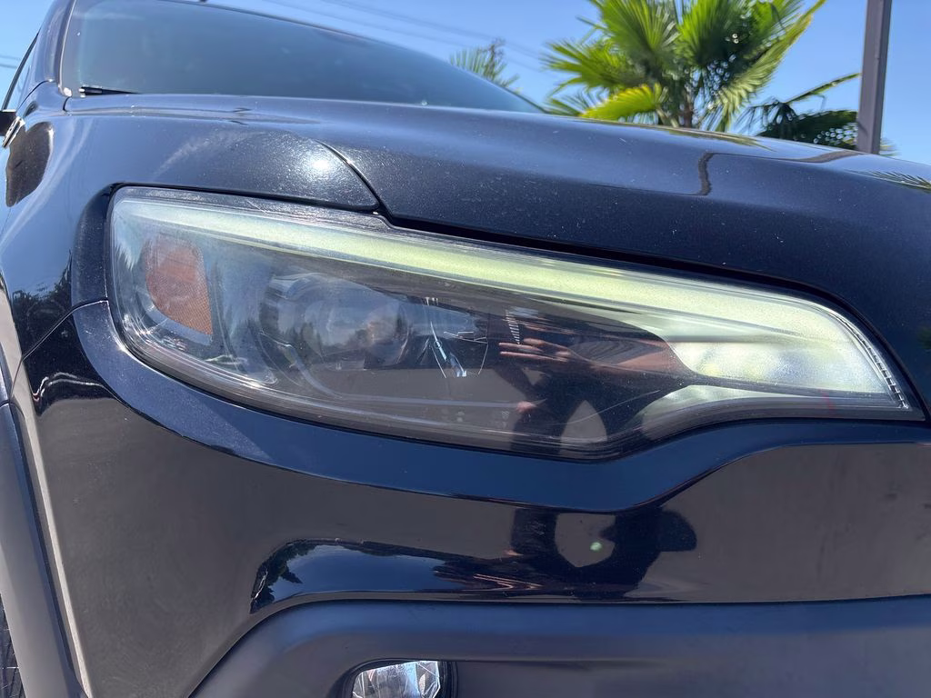 2020 Diamond Black Crystal Pearlcoat Jeep Cherokee Trailhawk 4X4 SUV