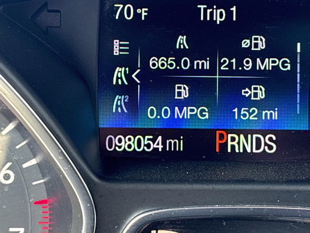 2019 White Platinum Clearcoat Metallic Ford Escape Titanium 4X4 SUV