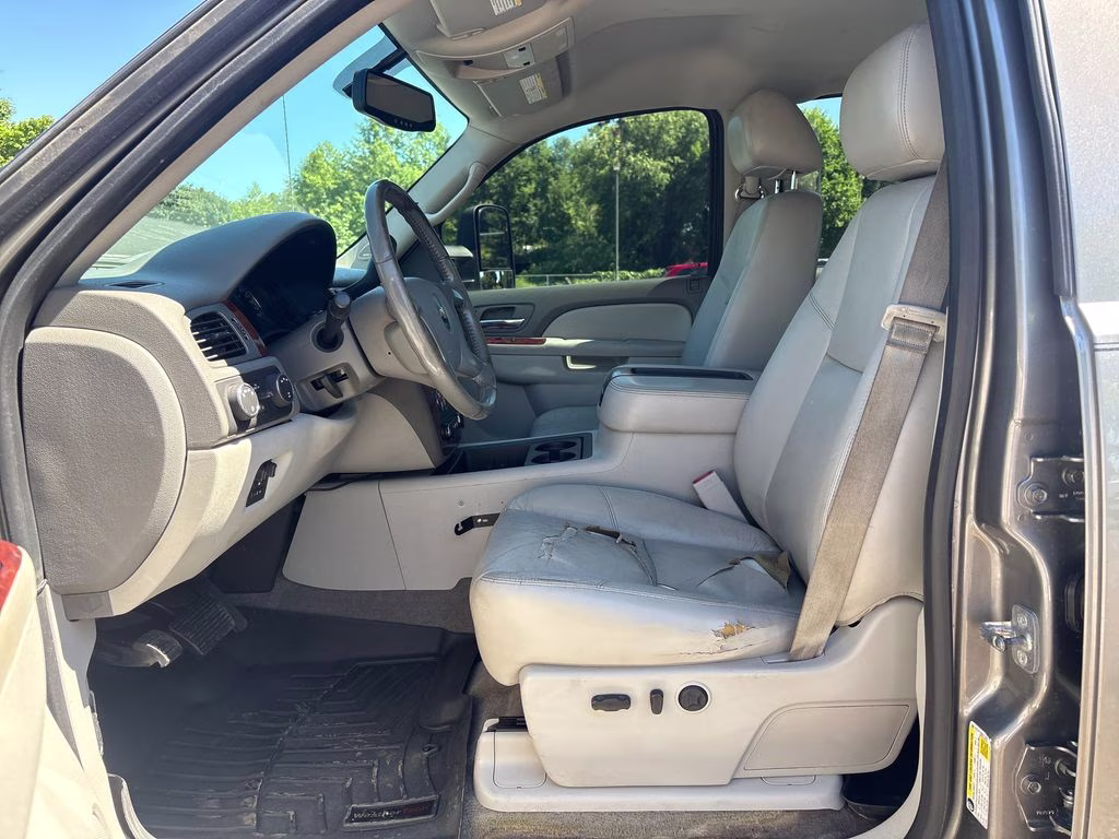 2014 Graystone Metallic Chevrolet Silverado 2500HD LTZ 4X4 Truck