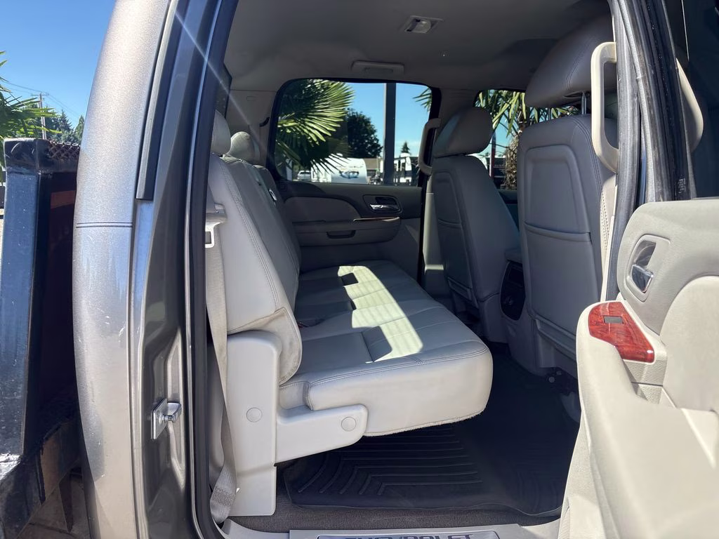 2014 Graystone Metallic Chevrolet Silverado 2500HD LTZ 4X4 Truck
