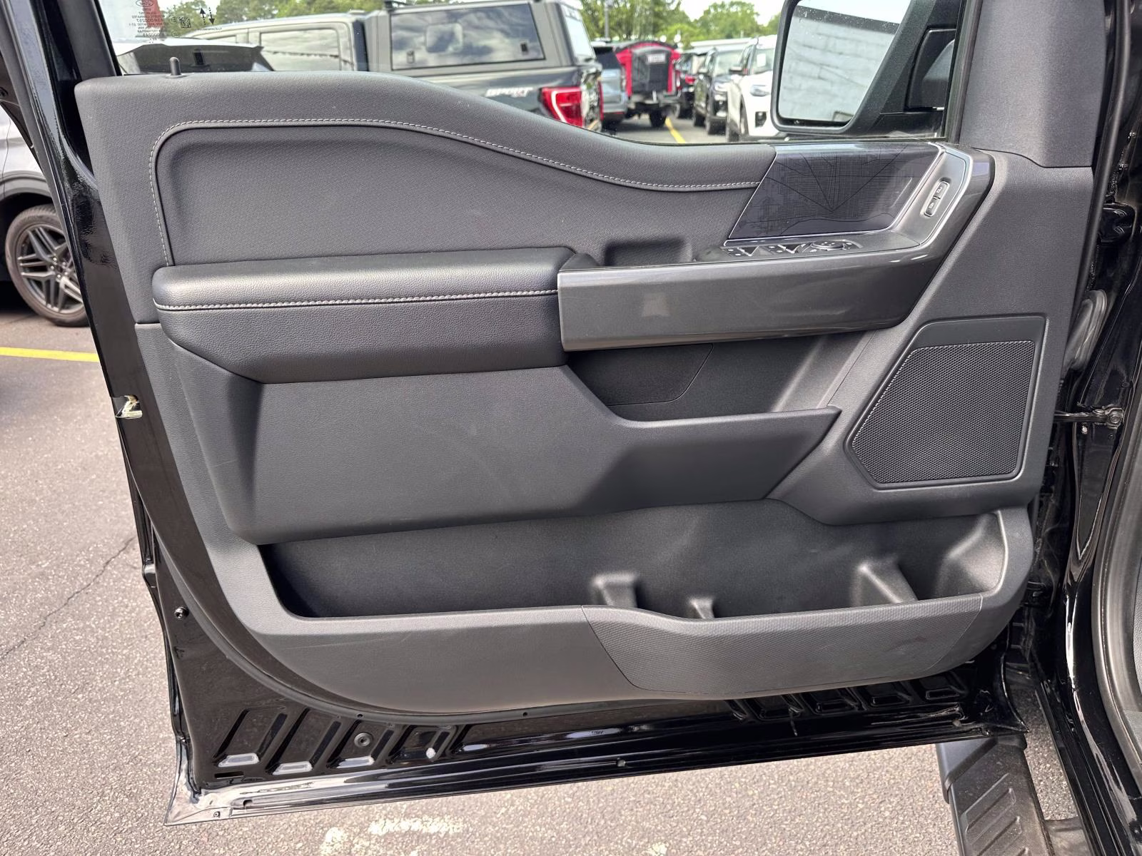 2023 Agate Black Metallic Ford F-150 XLT 4WD SuperCrew 5.5' Box 4X4 Truck