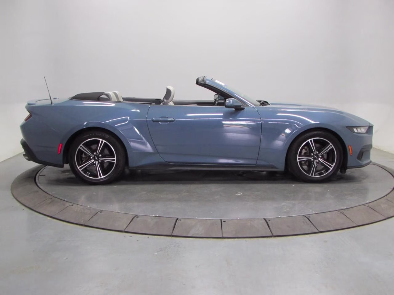 2024 Vapor Blue Metallic Ford Mustang EcoBoost Premium RWD Convertible