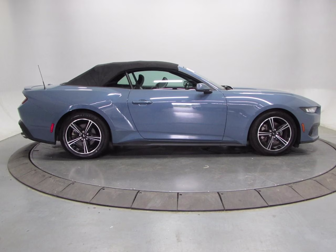 2024 Vapor Blue Metallic Ford Mustang EcoBoost Premium RWD Convertible