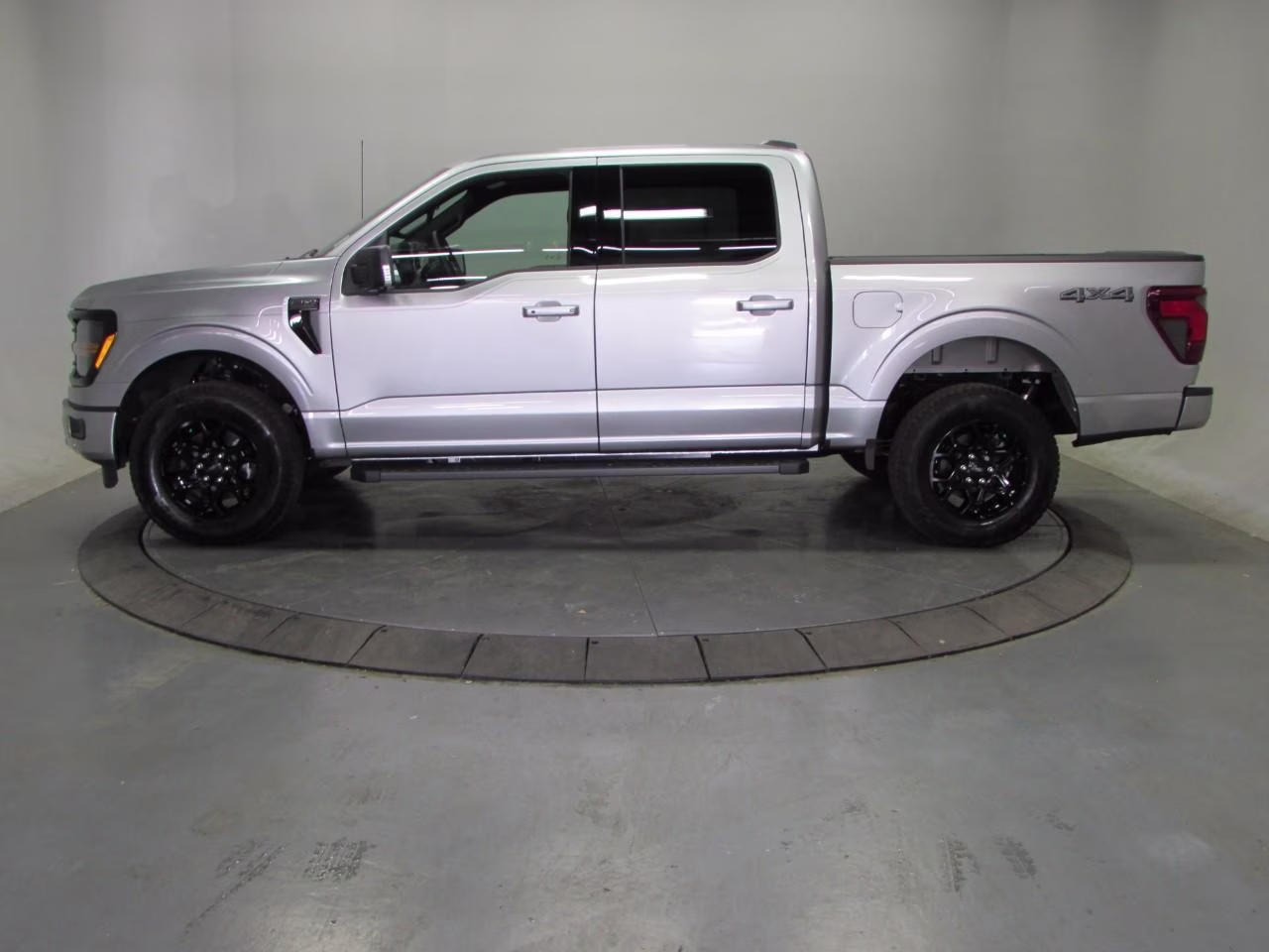 2026 Iconic Silver Metallic Ford F-150 XLT 4X4 Truck