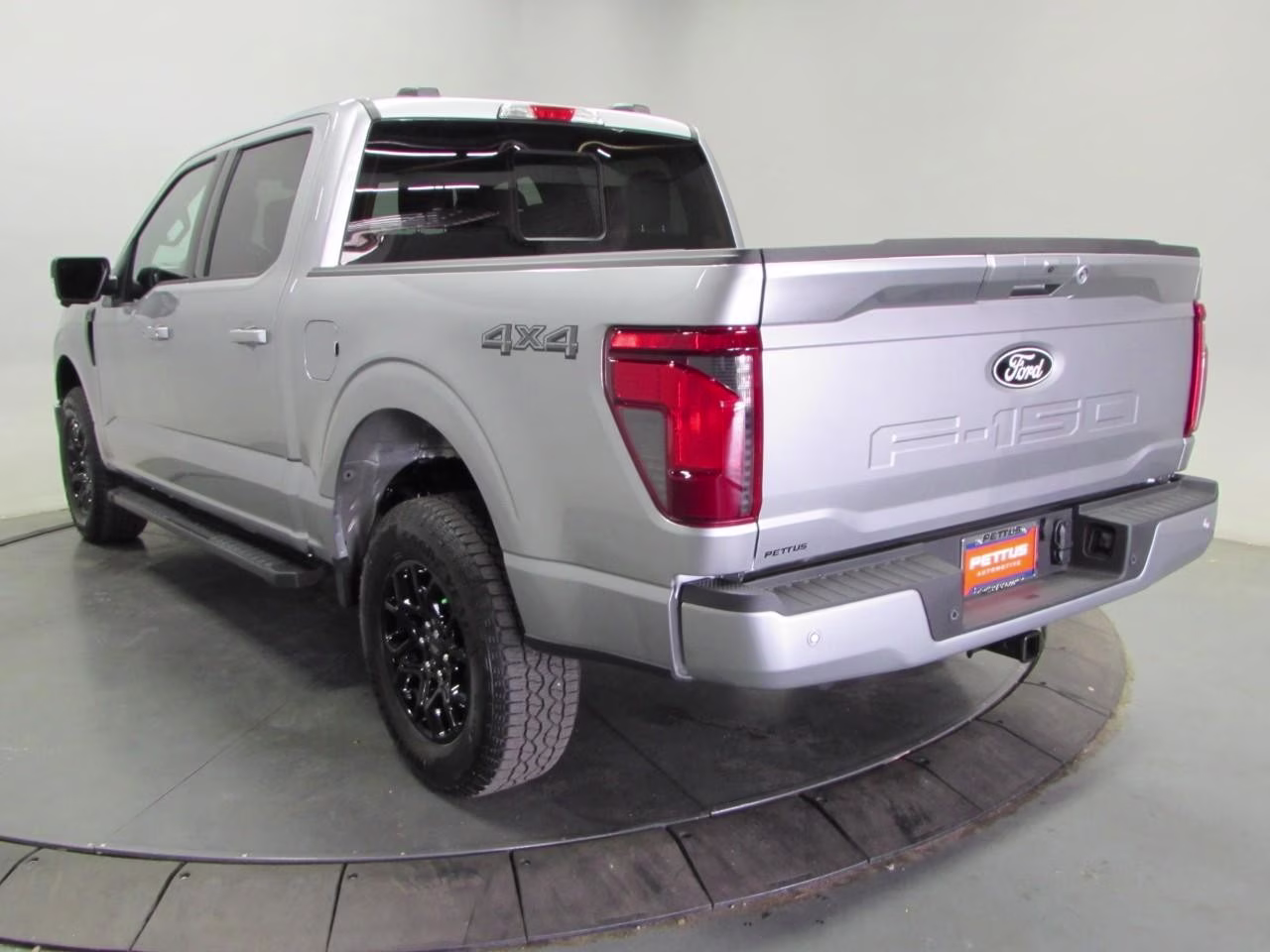 2026 Iconic Silver Metallic Ford F-150 XLT 4X4 Truck