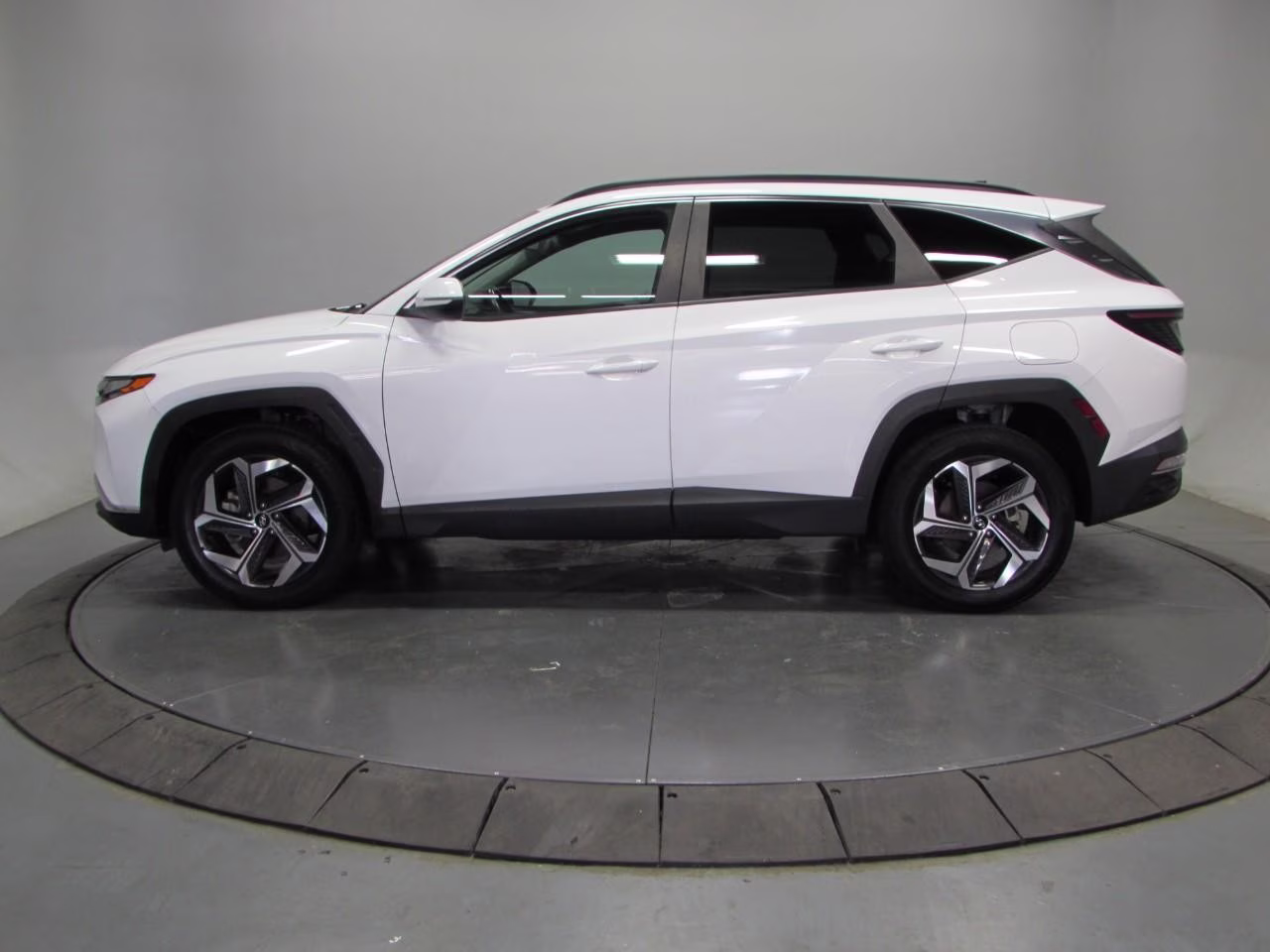 2023 Serenity White Pearl Hyundai Tucson SEL AWD SUV