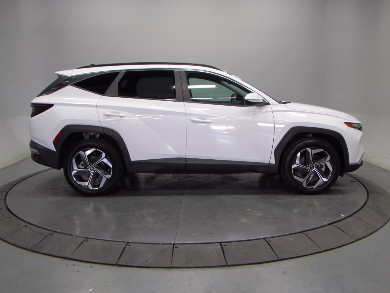 2023 Serenity White Pearl Hyundai Tucson SEL AWD SUV