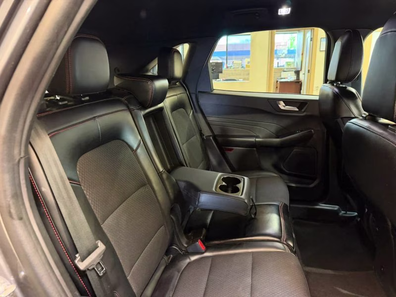 2024 Ford Escape ST-Line Sport Utility 4D AWD