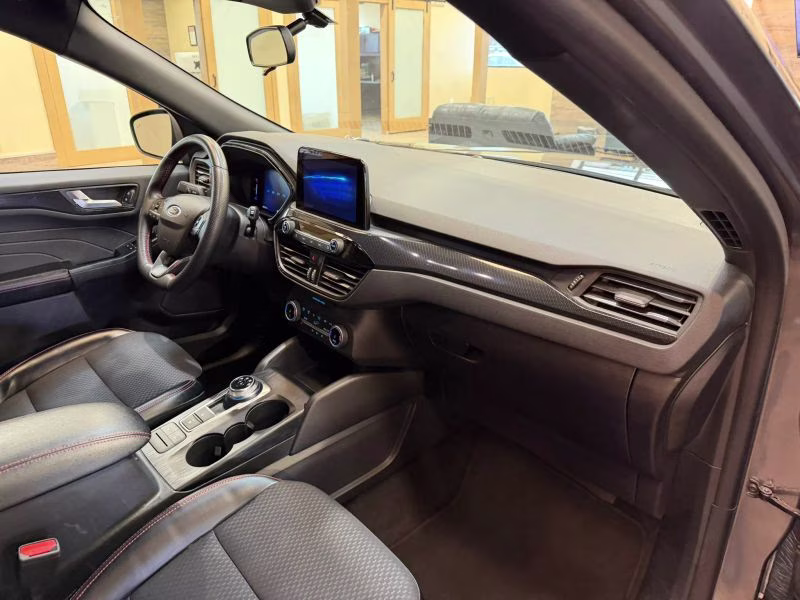 2024 Ford Escape ST-Line Sport Utility 4D AWD