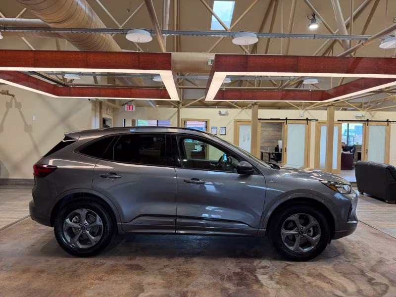 2024 Ford Escape ST-Line Sport Utility 4D AWD