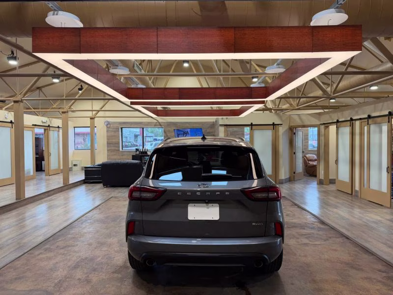 2024 Ford Escape ST-Line Sport Utility 4D AWD