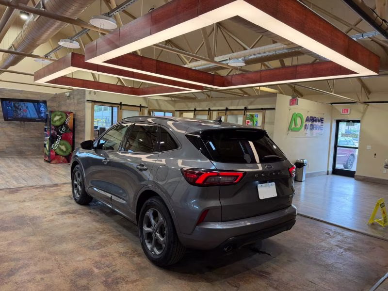 2024 Ford Escape ST-Line Sport Utility 4D AWD