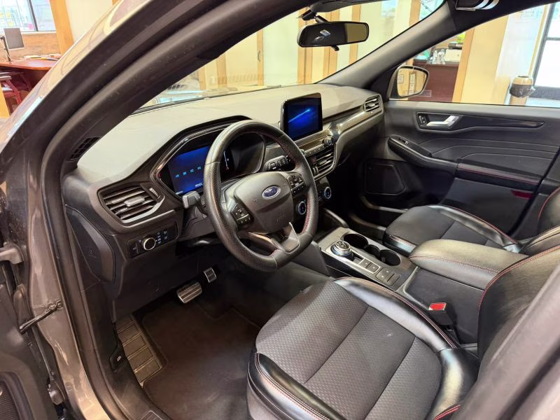 2024 Ford Escape ST-Line Sport Utility 4D AWD