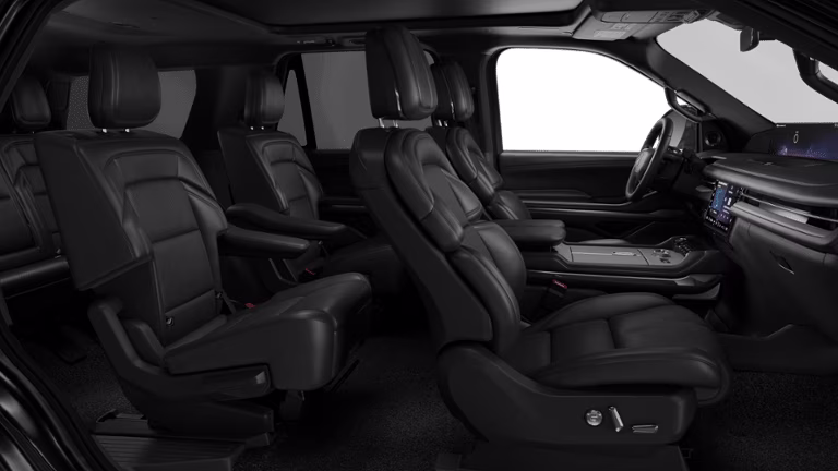 2027 Infinite Black Metallic Clearcoat Lincoln Navigator Reserve 4X4 SUV