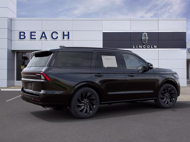 2027 Infinite Black Metallic Clearcoat Lincoln Navigator Reserve 4X4 SUV