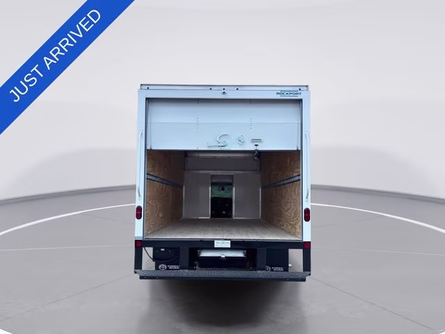 2026 Summit White Chevrolet Express Cutaway 4500 2WT RWD Long Wheelbase