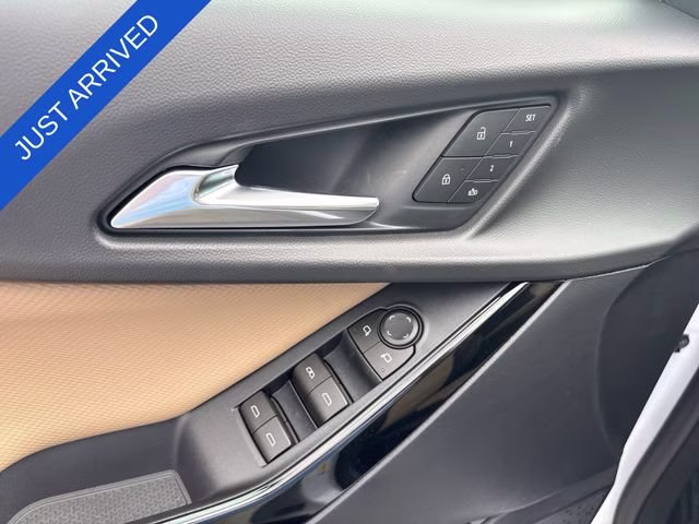 2026 Polar White Tricoat Chevrolet Equinox ACTIV FWD SUV