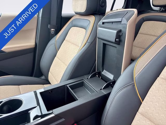 2026 Polar White Tricoat Chevrolet Equinox ACTIV FWD SUV