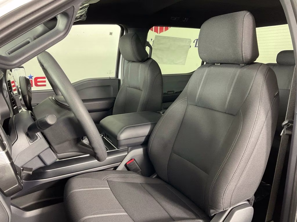 2026 Oxford White Ford F-150 STX 4X4 Truck