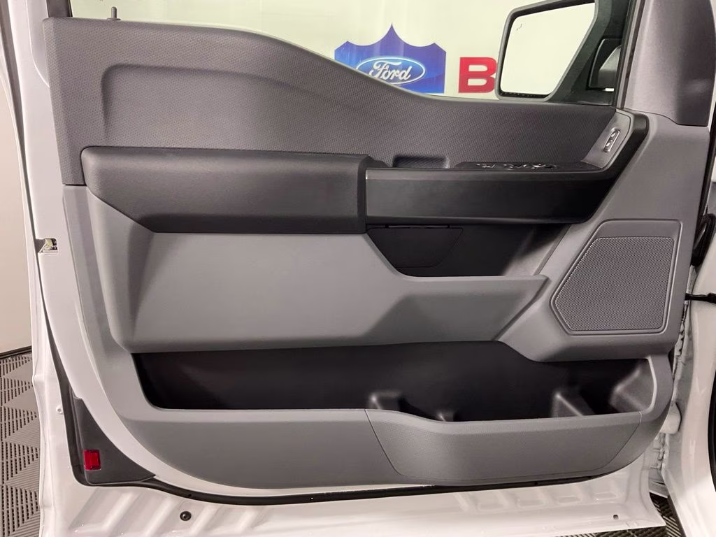 2026 Oxford White Ford F-150 XL RWD Truck