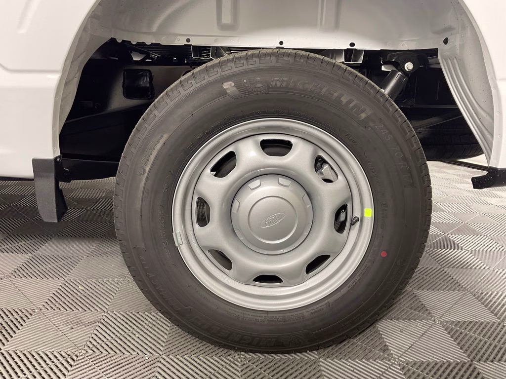 2026 Oxford White Ford F-150 XL RWD Truck