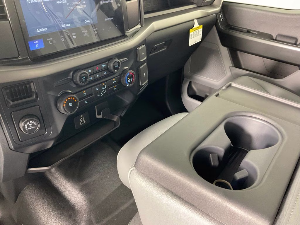 2026 Oxford White Ford F-150 XL RWD Truck