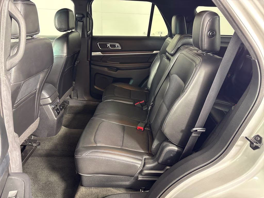 2017 Ingot Silver Metallic Ford Explorer Limited 4X4 SUV