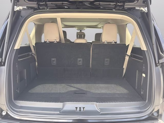 2024 Black Metallic Ford Expedition Max Limited RWD SUV