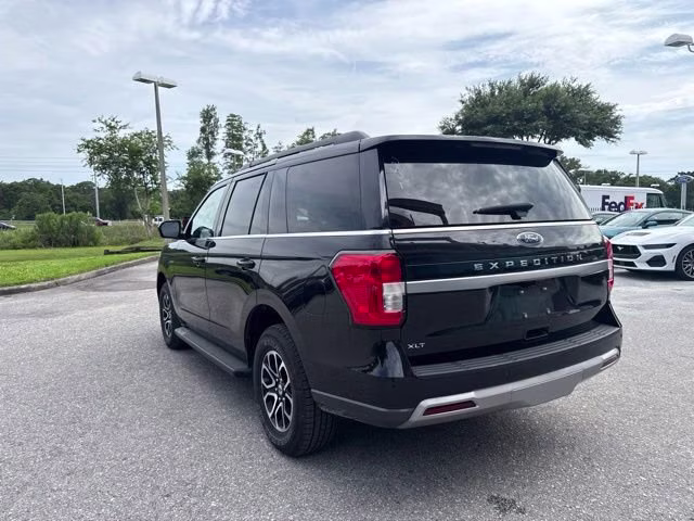 2024 Agate Black Metallic Ford Expedition XLT RWD SUV