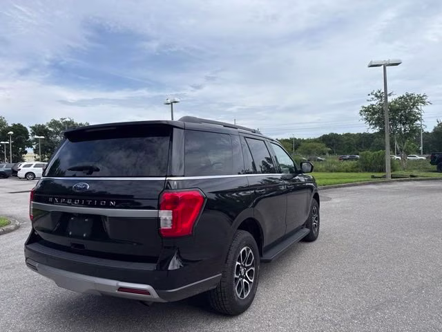 2024 Agate Black Metallic Ford Expedition XLT RWD SUV