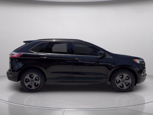 2023 Agate Black Metallic Ford Edge SEL AWD SUV