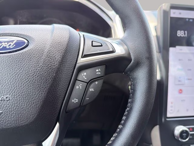 2023 Agate Black Metallic Ford Edge SEL AWD SUV