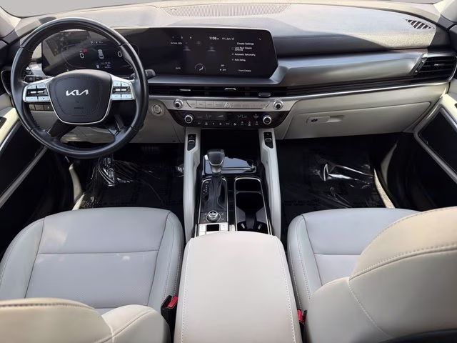 2024 Glacial White Pearl Kia Telluride S AWD SUV