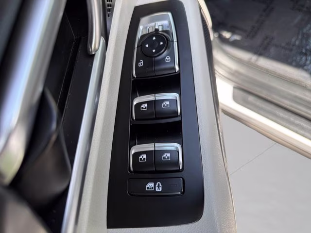 2024 Glacial White Pearl Kia Telluride S AWD SUV