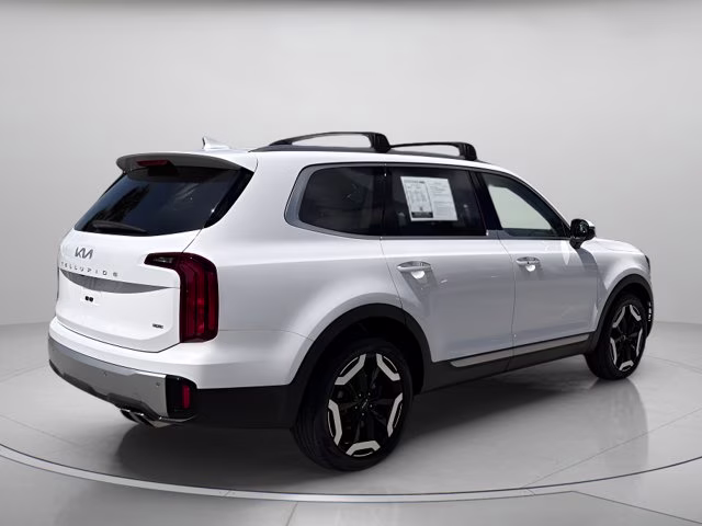 2024 Glacial White Pearl Kia Telluride S AWD SUV