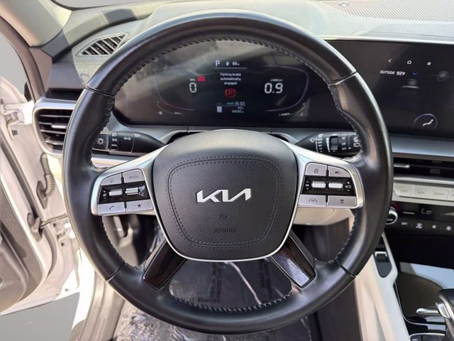 2024 Glacial White Pearl Kia Telluride S AWD SUV