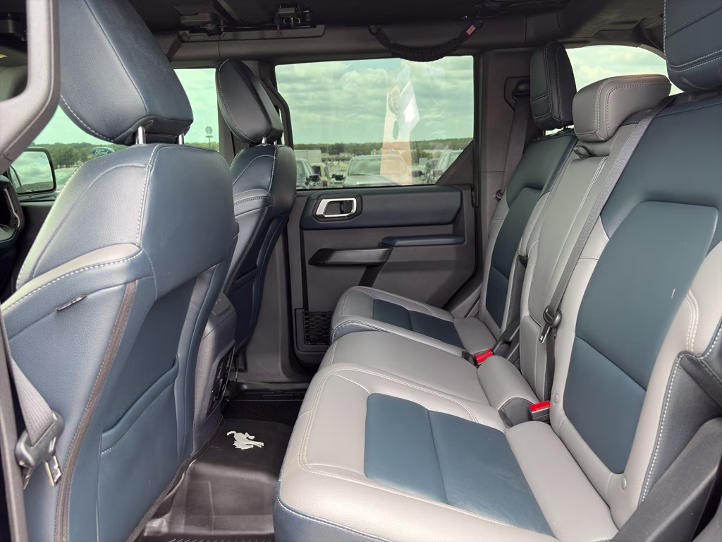2024 SHADOW BLACK Ford Bronco Outer Banks 4X4 SUV