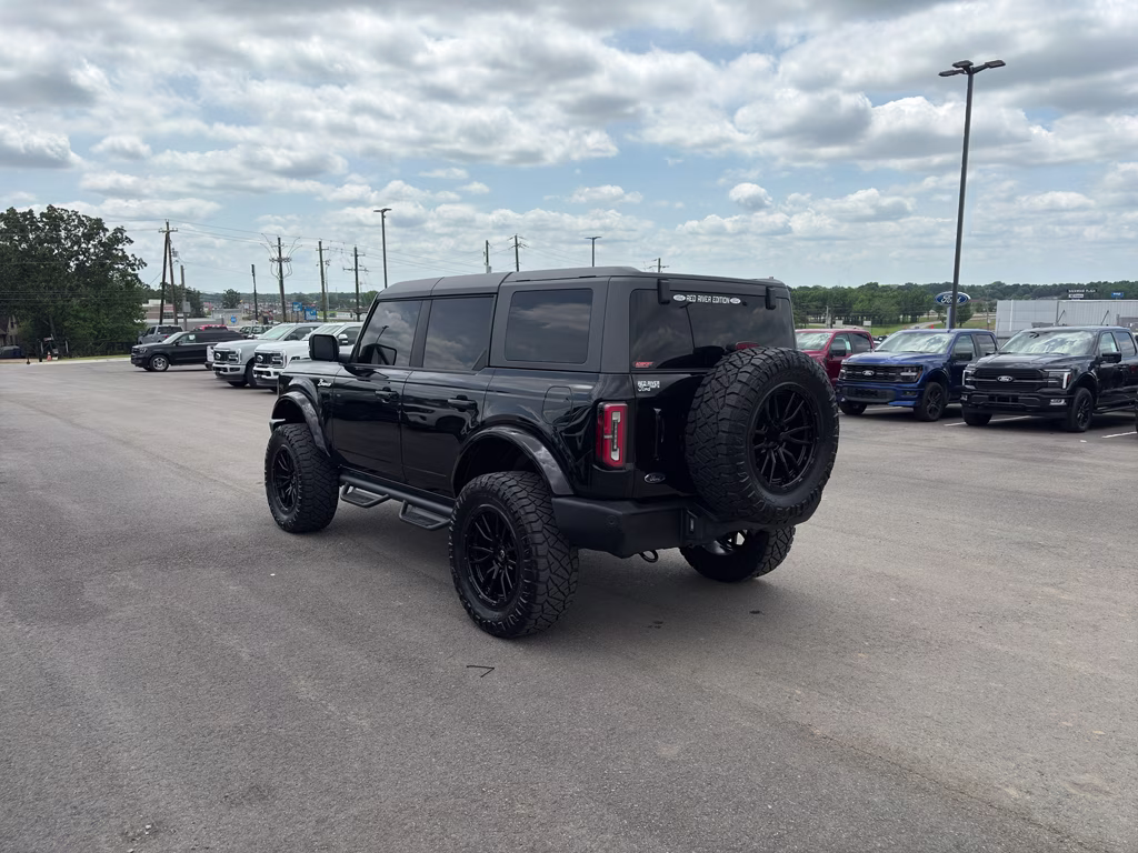 2024 SHADOW BLACK Ford Bronco Outer Banks 4X4 SUV