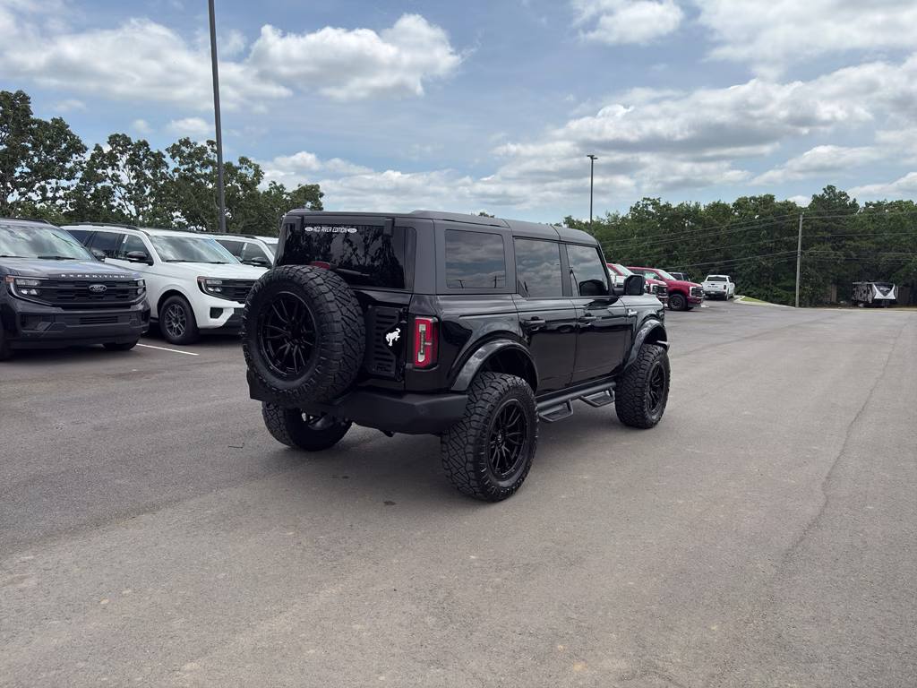 2024 SHADOW BLACK Ford Bronco Outer Banks 4X4 SUV