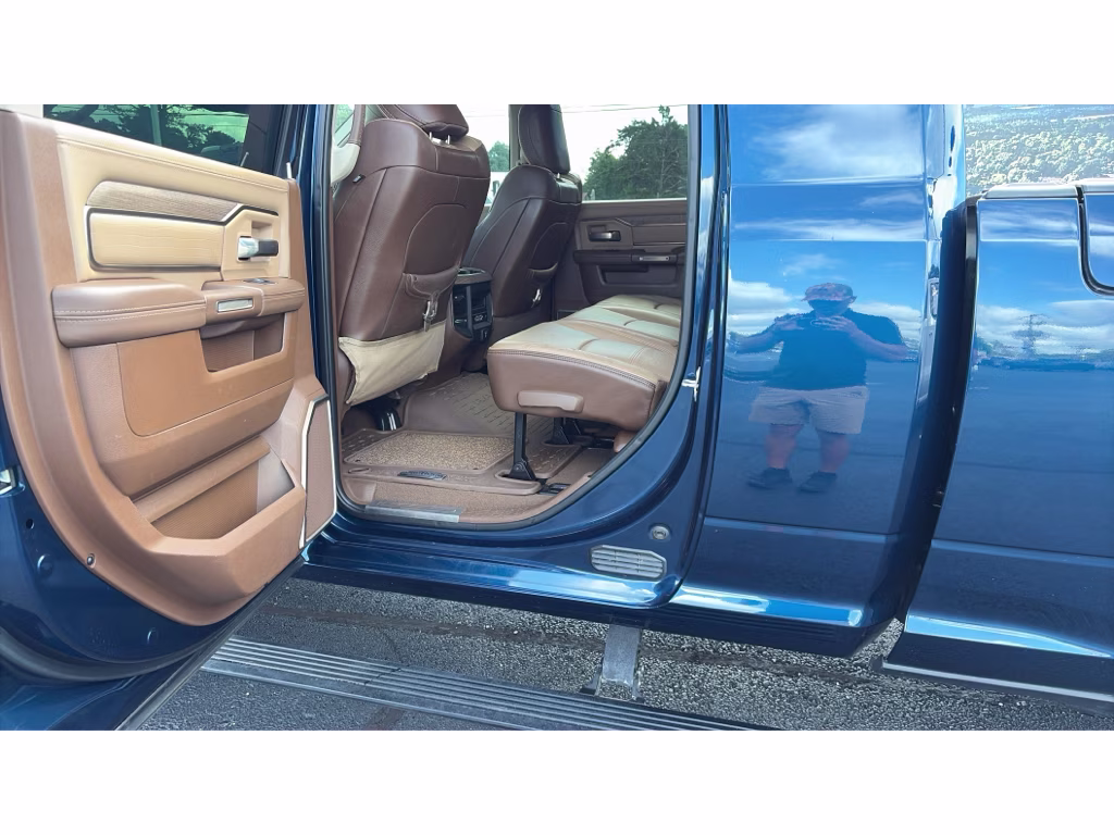 2020 Patriot Blue Pearlcoat Ram 2500 Longhorn 4X4 Truck