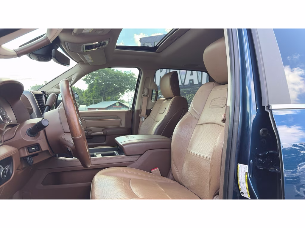 2020 Patriot Blue Pearlcoat Ram 2500 Longhorn 4X4 Truck