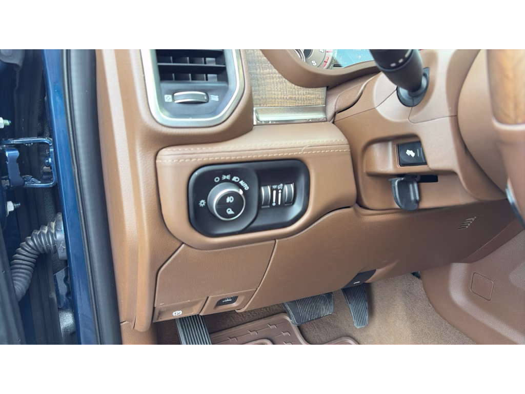 2020 Patriot Blue Pearlcoat Ram 2500 Longhorn 4X4 Truck