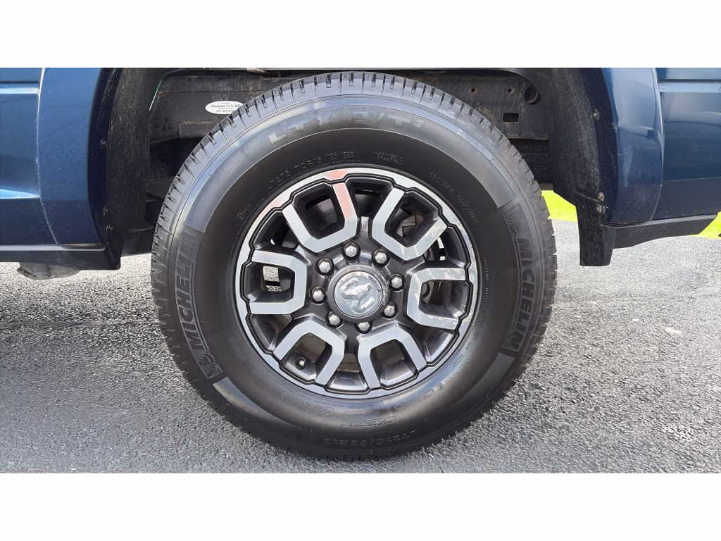 2020 Patriot Blue Pearlcoat Ram 2500 Longhorn 4X4 Truck