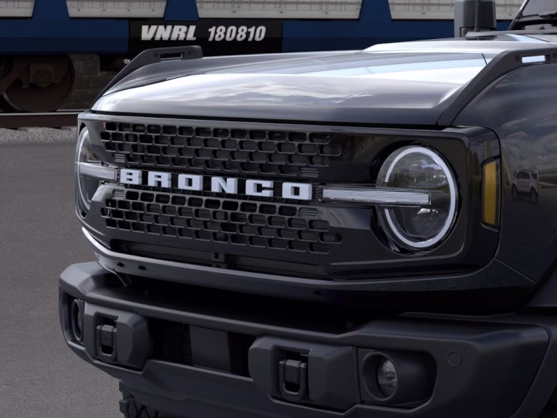 2026 Shadow Black Ford Bronco Badlands 4X4 SUV
