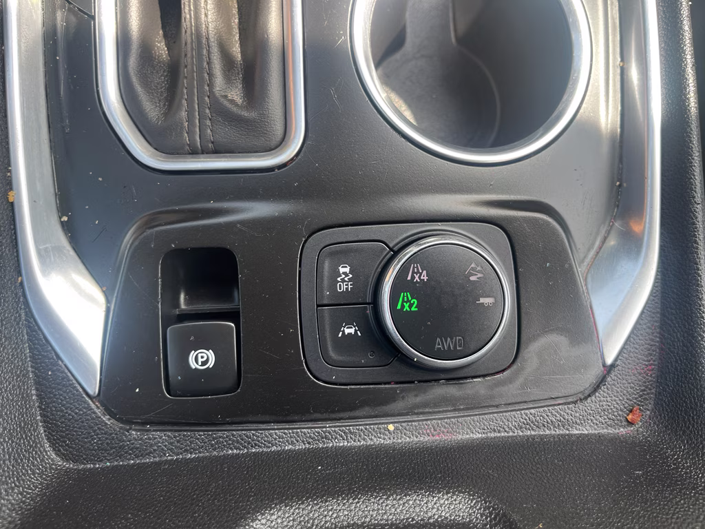 2020 Iridescent Pearl Tricoat Chevrolet Traverse High Country AWD SUV