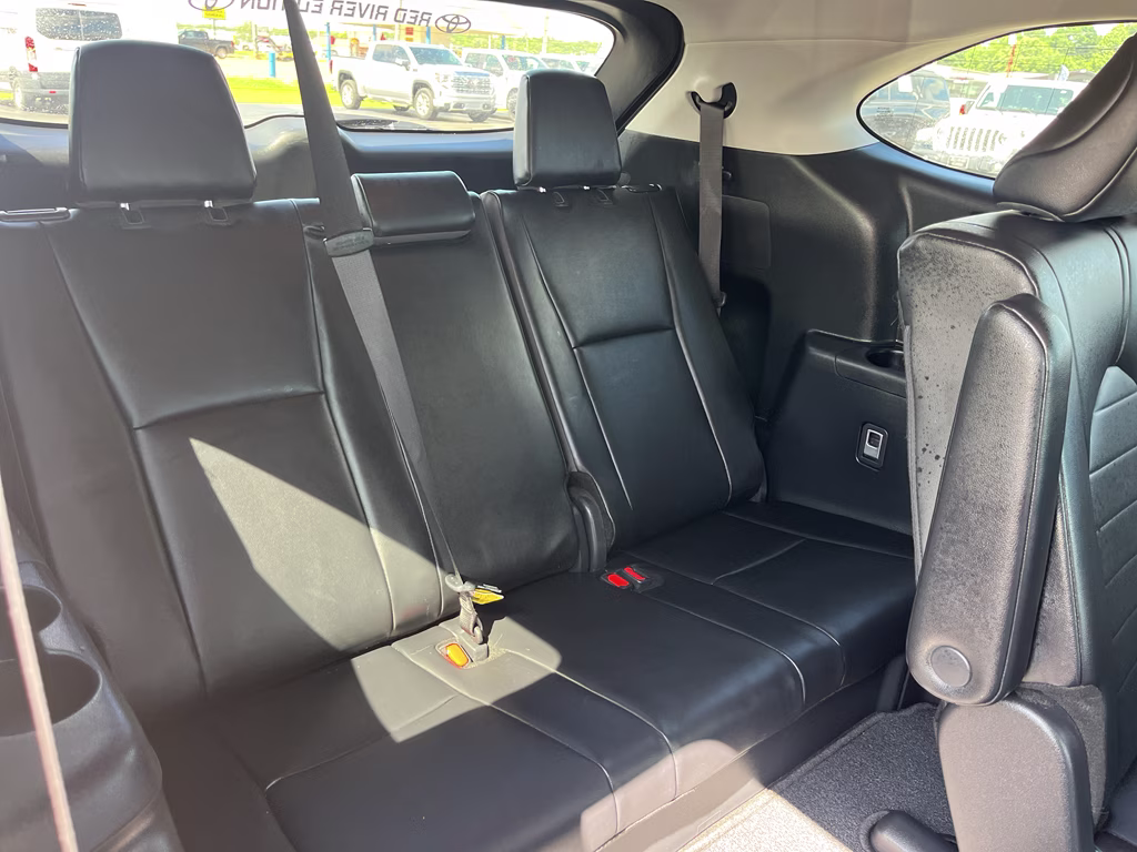 2024 Moon Dust Toyota Highlander Hybrid Hybrid XLE AWD SUV