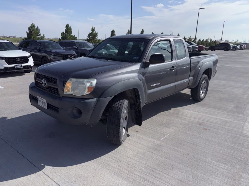 2011 Toyota Tacoma 4x4 Access Cab V6's photo