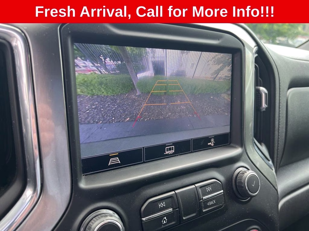 2021 Silver Ice Metallic Chevrolet Silverado 1500 RST 4X4 Truck